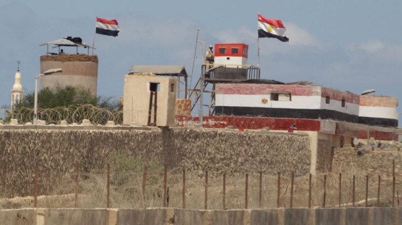 استشهاد جنديين مصريين وإصابات في الجيش الاسرائيلي في تبادل إطلاق نار